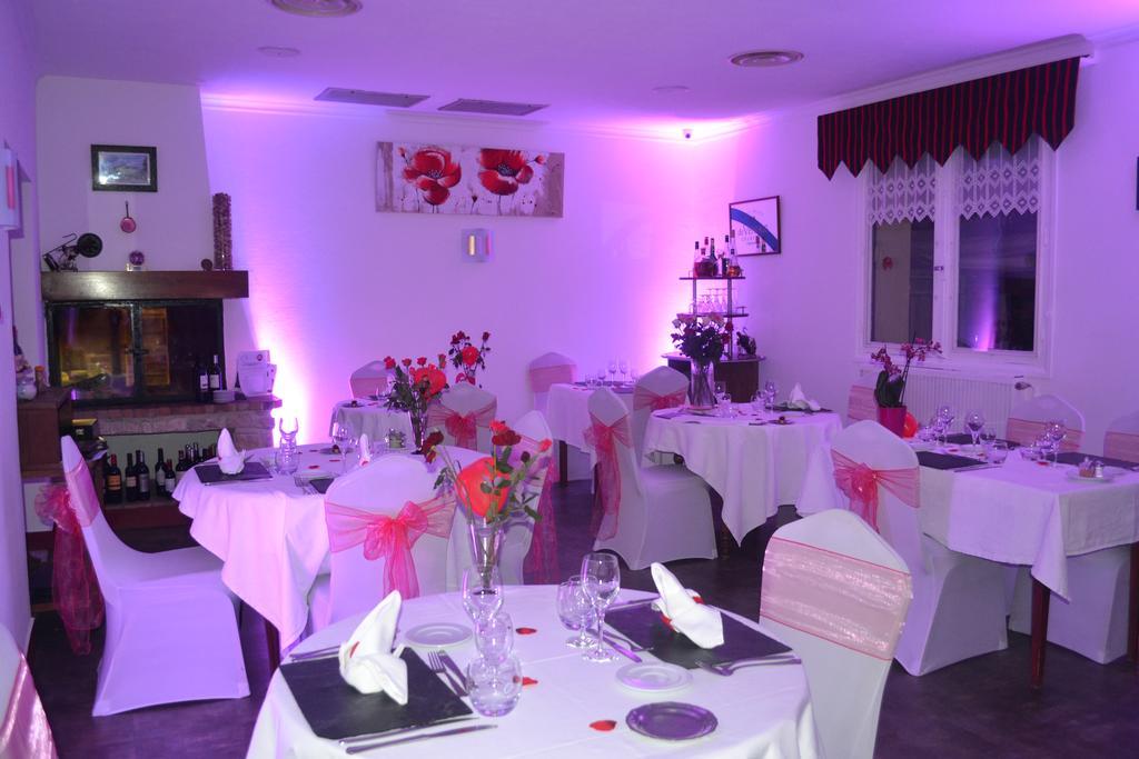 Hotel Restaurant La Braisiere Saint-Romain  Zewnętrze zdjęcie