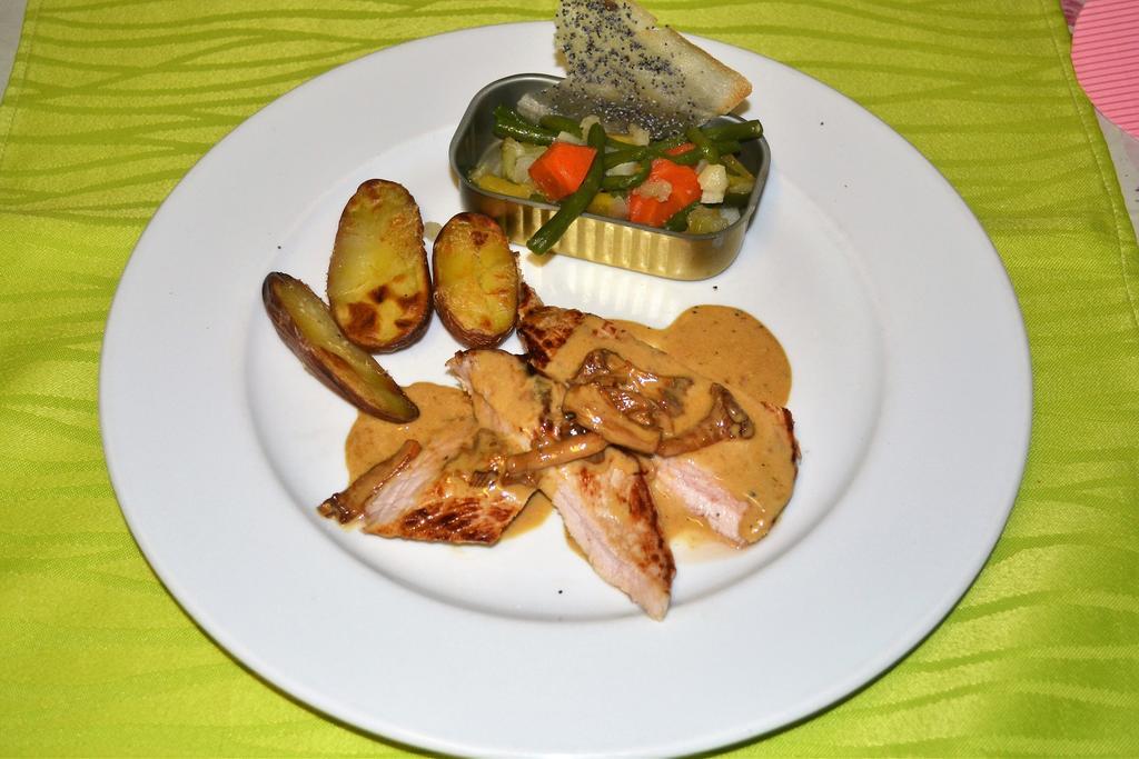 Hotel Restaurant La Braisiere Saint-Romain  Zewnętrze zdjęcie