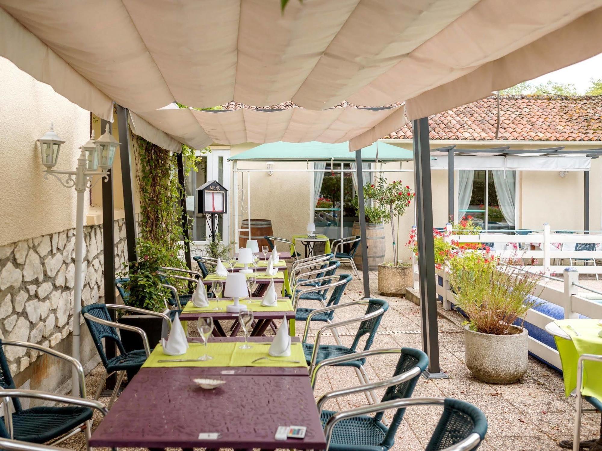Hotel Restaurant La Braisiere Saint-Romain  Zewnętrze zdjęcie